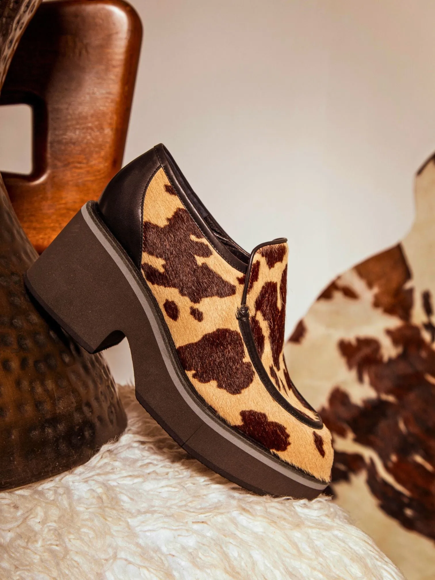 ARINAV, print brown