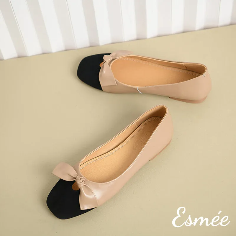 Leather Flats with Black Toe Cap and Bow Knot