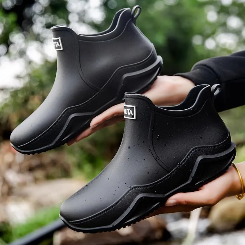 Men's and women's outdoor waterproof and anti slip rain boots, fashionable short rain boots, garden shoes, ankle deck boots